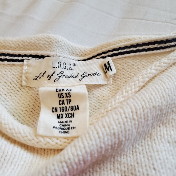 Red striped cream knit sweater - Picture 3 of 3